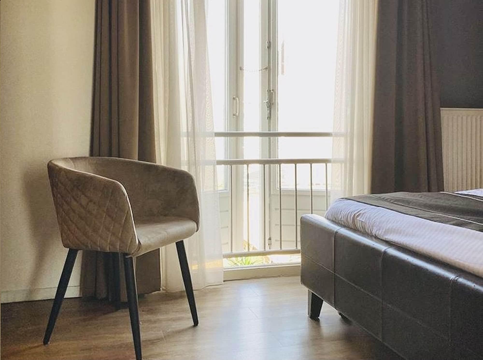 Hotel Chariot 4*