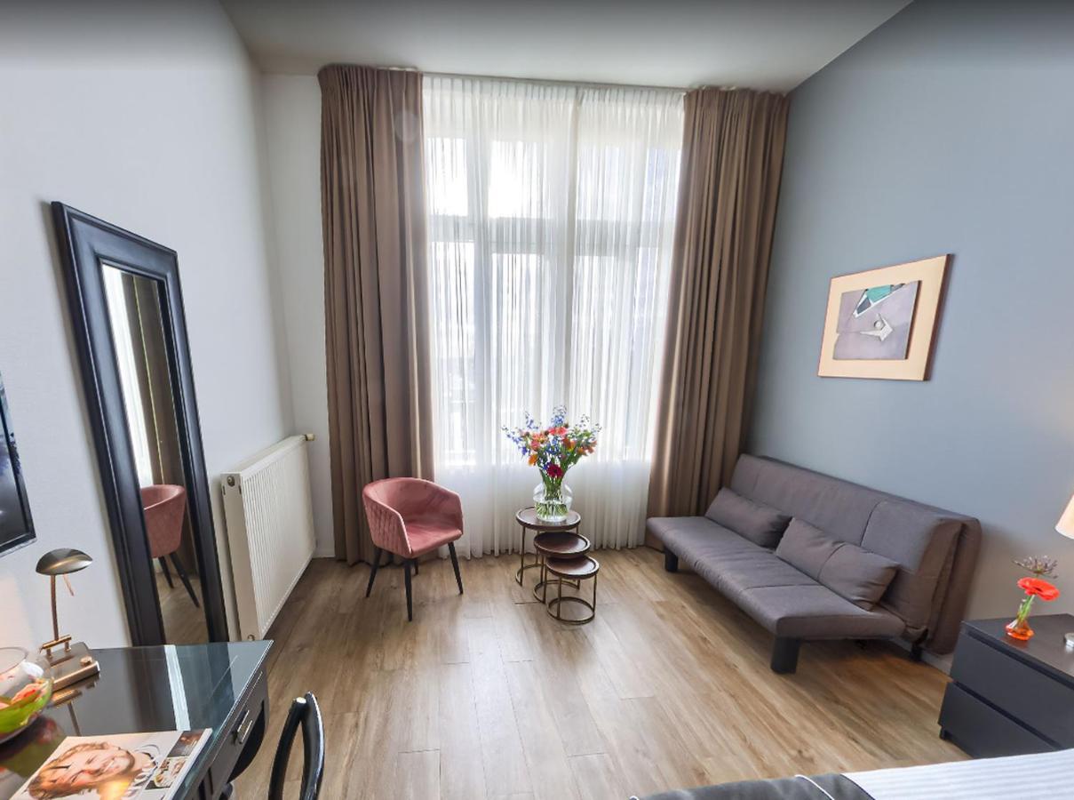 Chariot Hotel 4*
