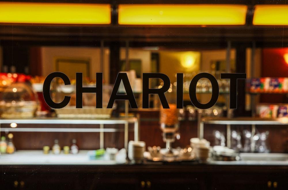 Chariot
